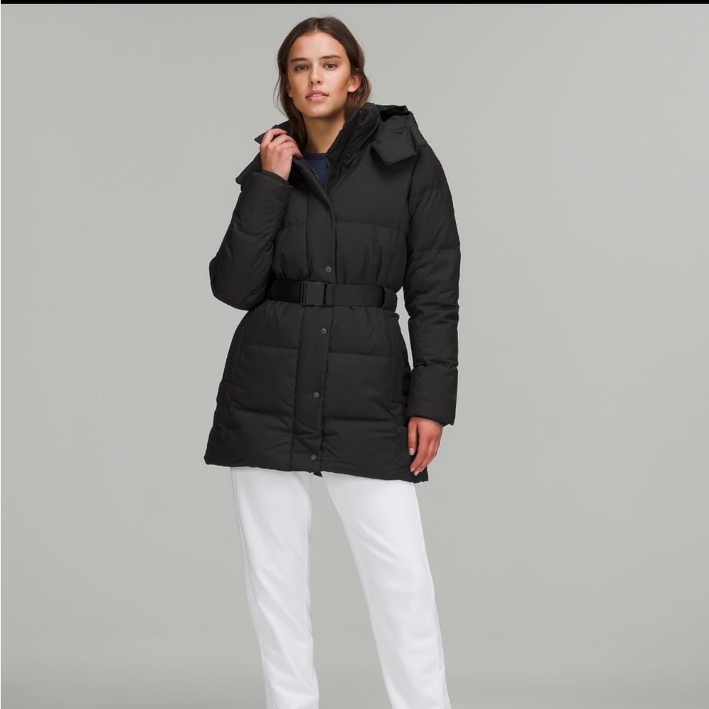 NWT Lululemon Wunder Puff Waist Jacket in Black - Size 10